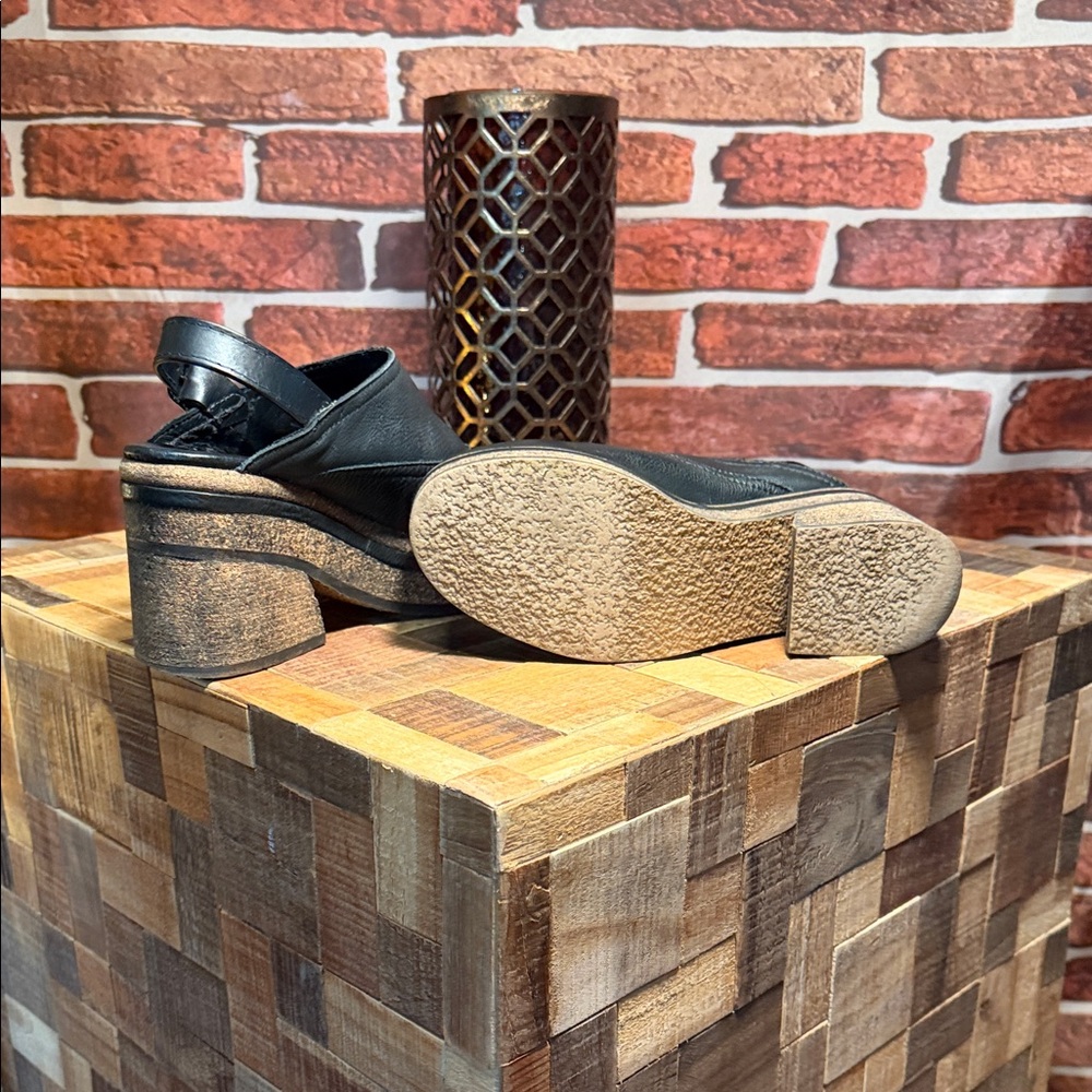👡 Free People Platform Slingback Leather Cork Clogs — Black — Sz 39 (8.5) - Picture 7 of 10